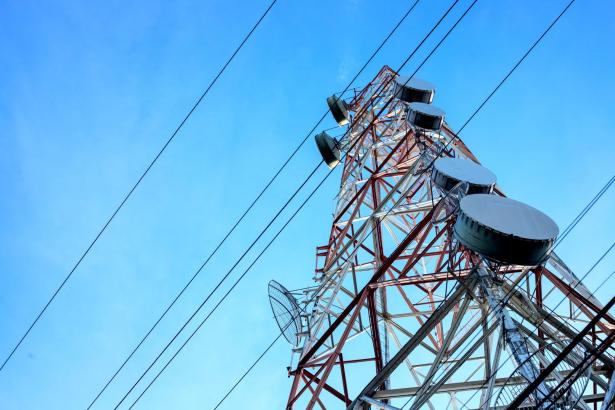 data-tower-power-line